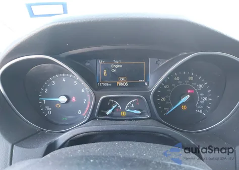 2016 Ford Focus Se z USA, uszkodzony, nr VIN 1FADP3F2XGL262548